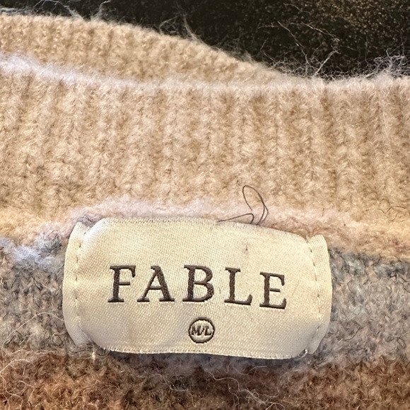 Fable Colorful Geometric Diamond Pattern Plush Women’s Sweater - Picture 2 of 12